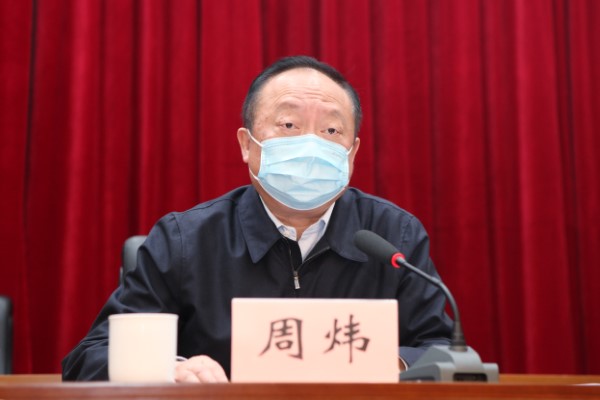 朝阳区委教工委书记周炜主持会议
