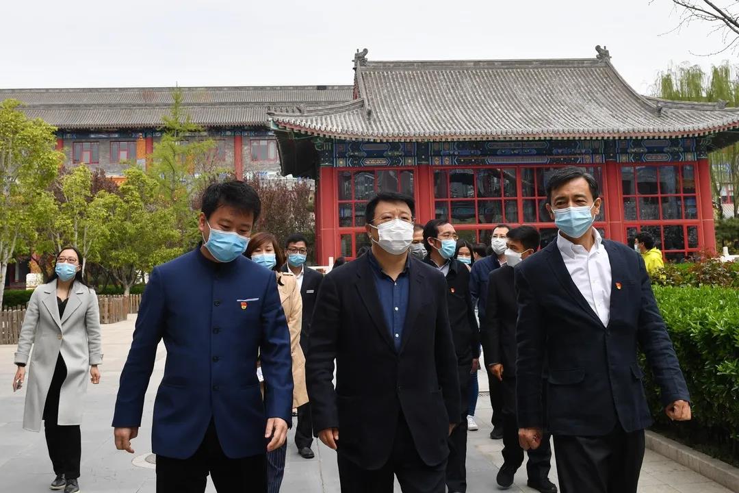 区委书记王灏到高碑店乡调研复工复产和疫情防控工作