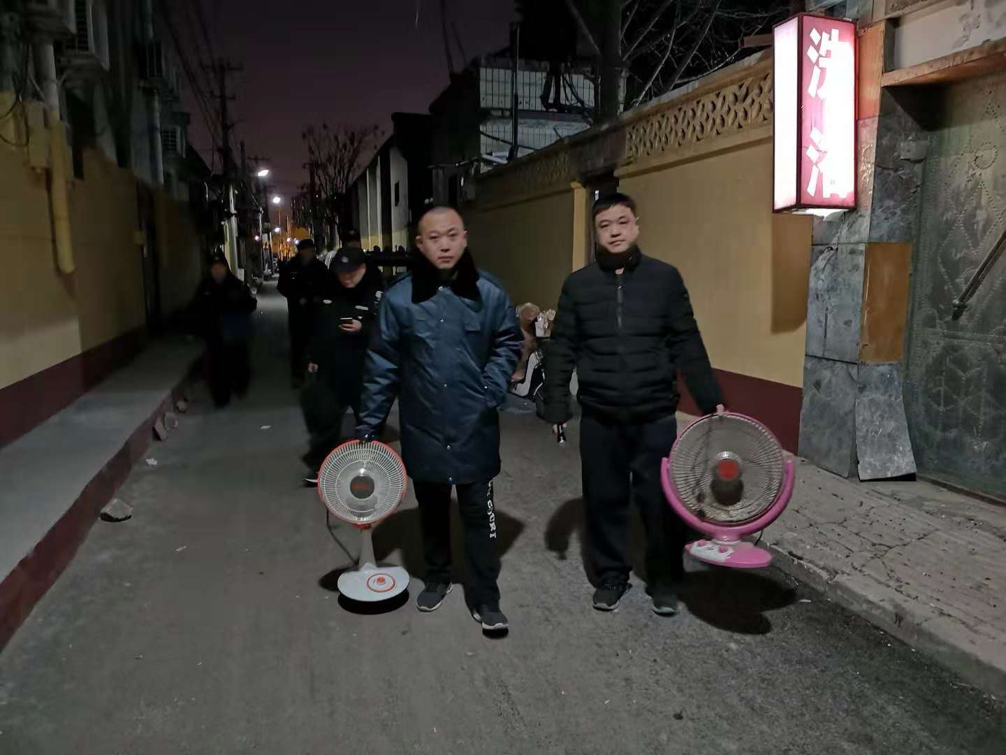 小红门乡肖村开展夜查行动 全力保障冬季消防安全